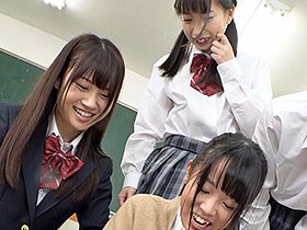 集団聖水リンチ！女子〇生のトイレにされた僕！　サンプル画像05